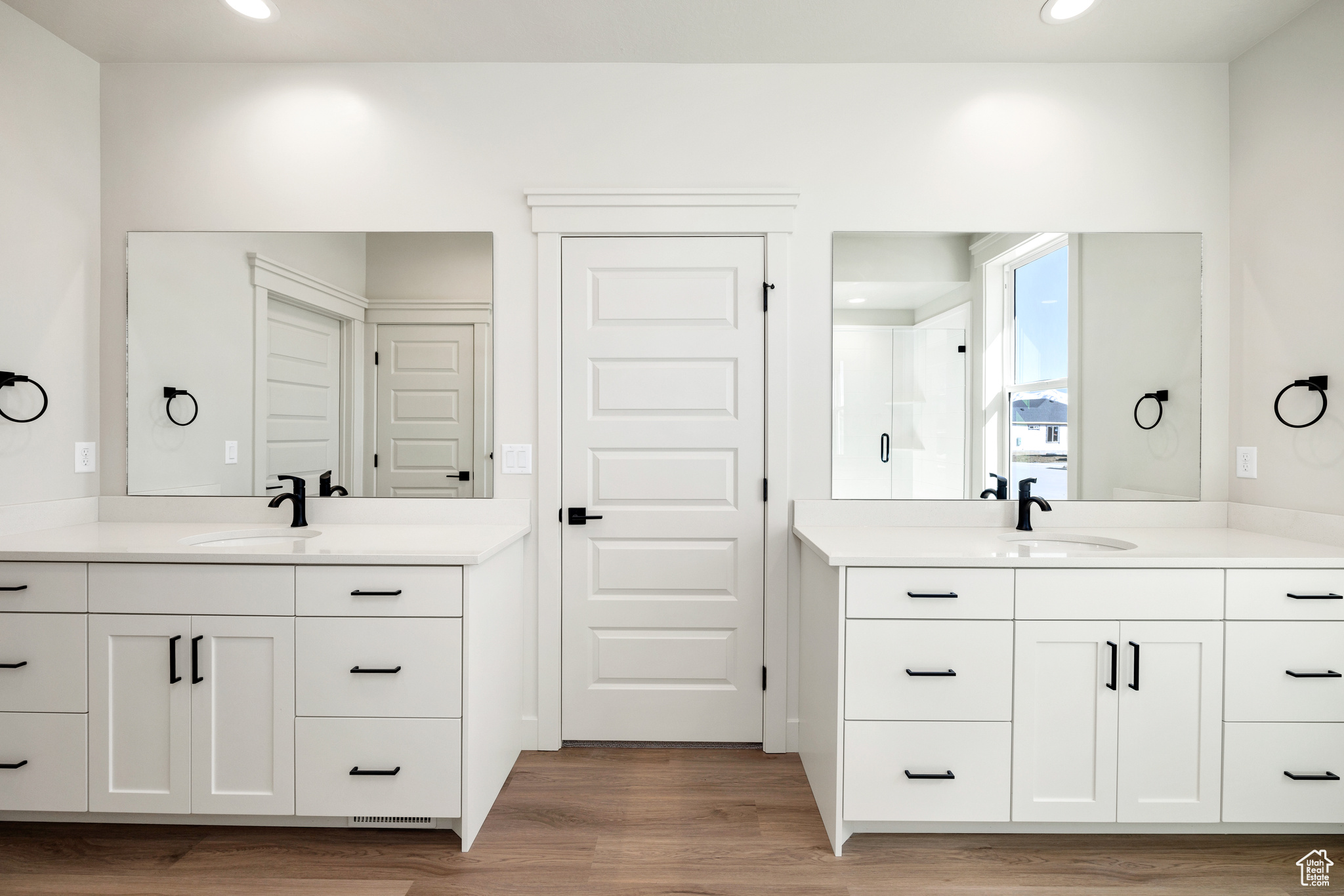 FOOTHILL LOFTS - Residential