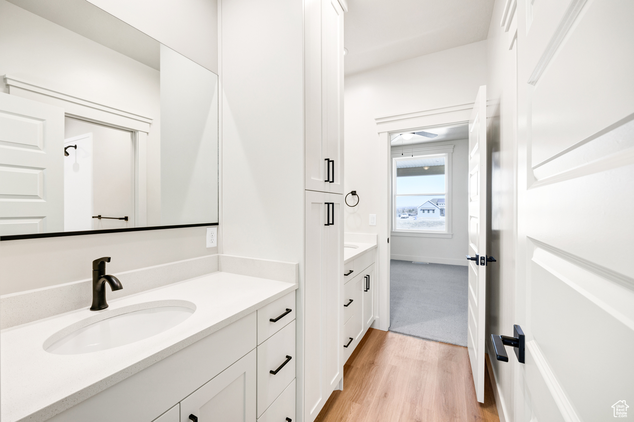 FOOTHILL LOFTS - Residential