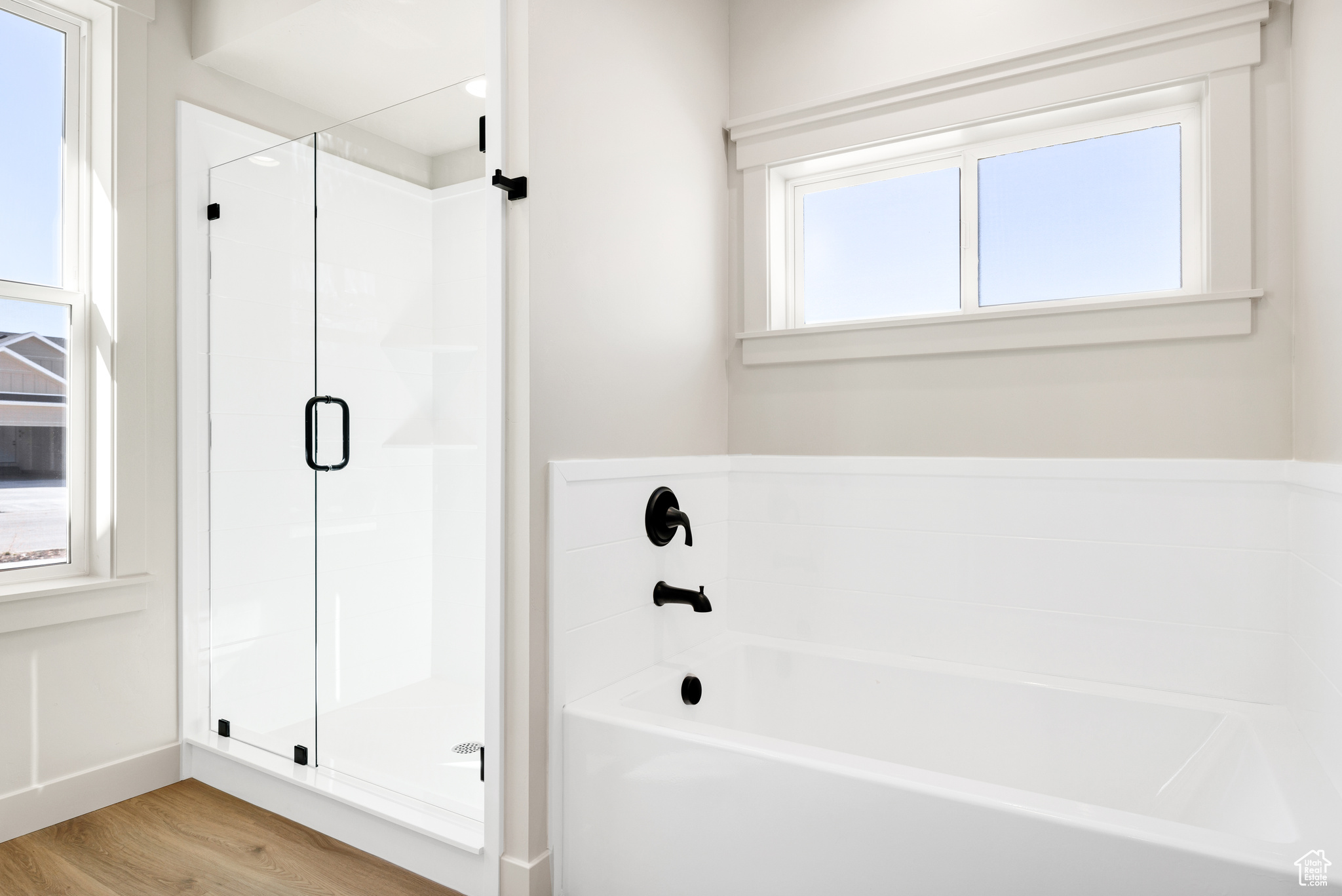 FOOTHILL LOFTS - Residential