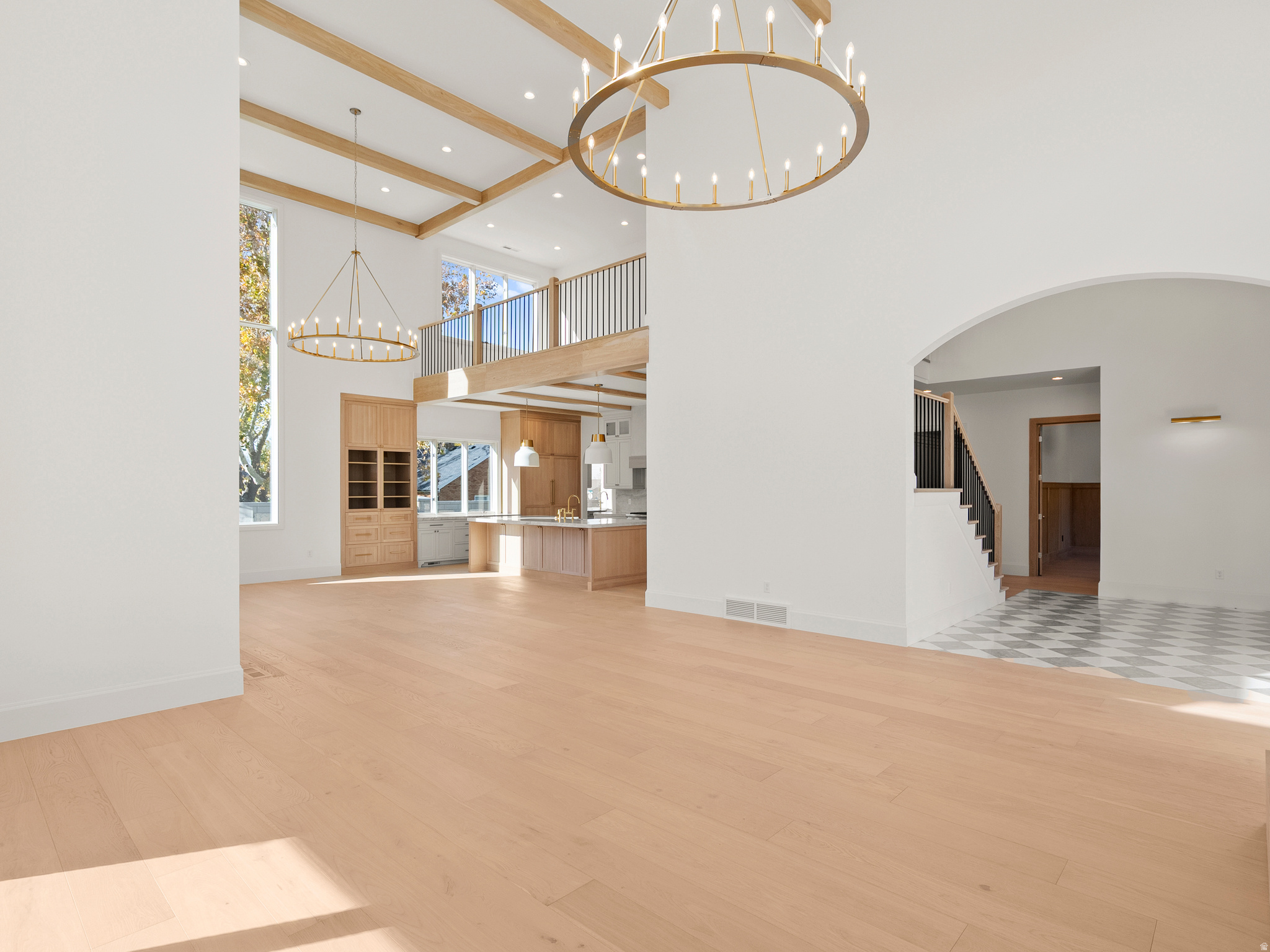 VIKING COURT - Residential