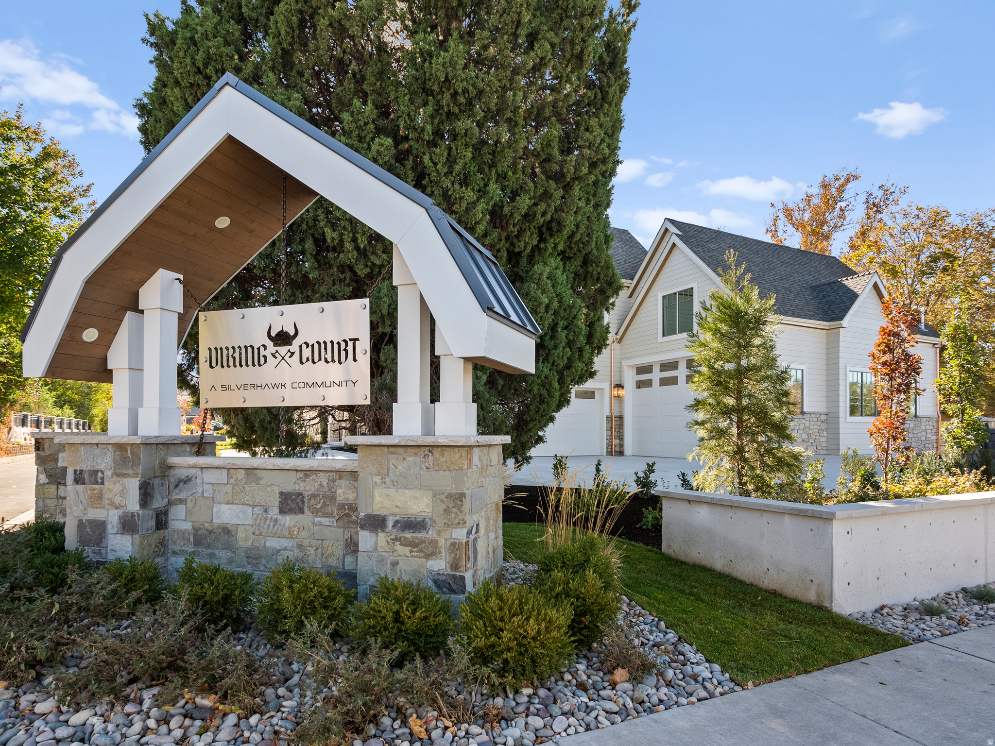 VIKING COURT - Residential