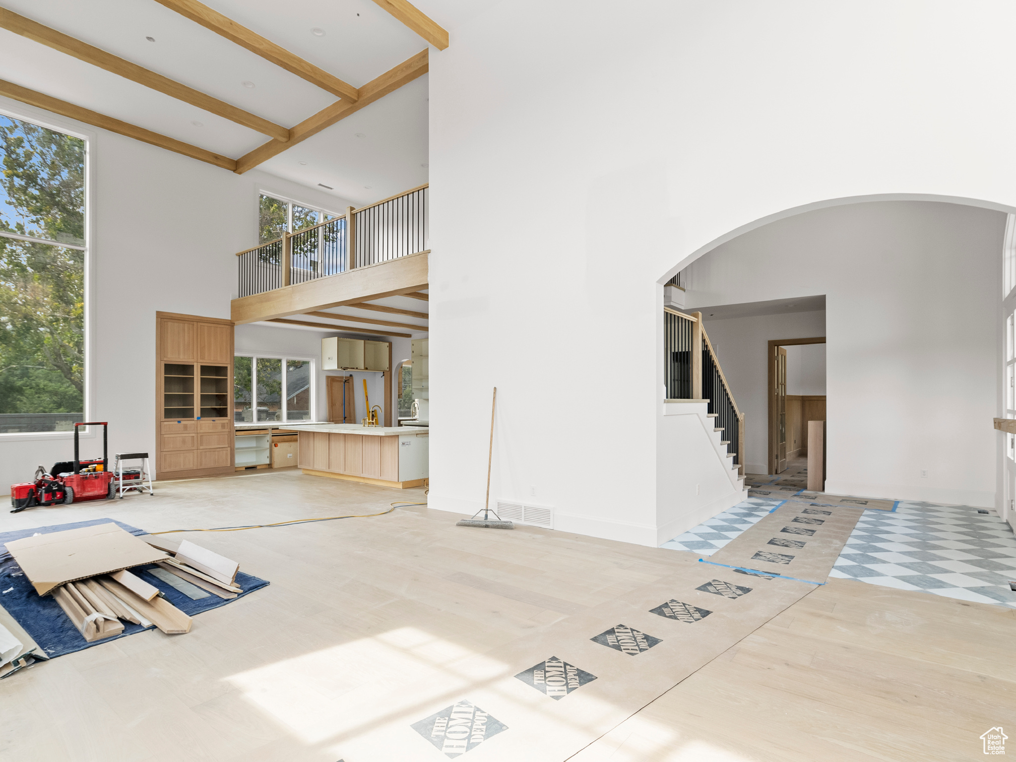 VIKING COURT - Residential