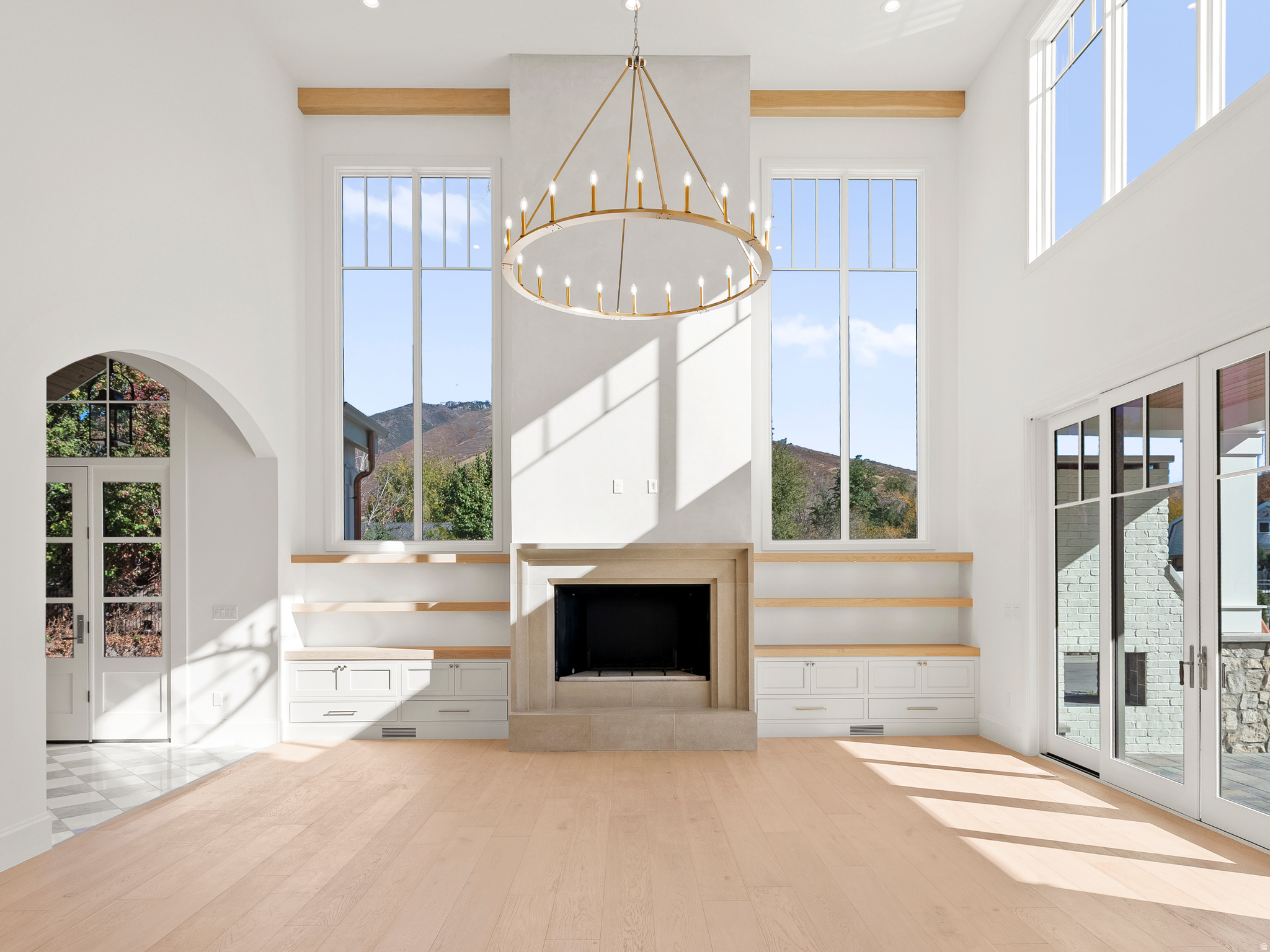 VIKING COURT - Residential