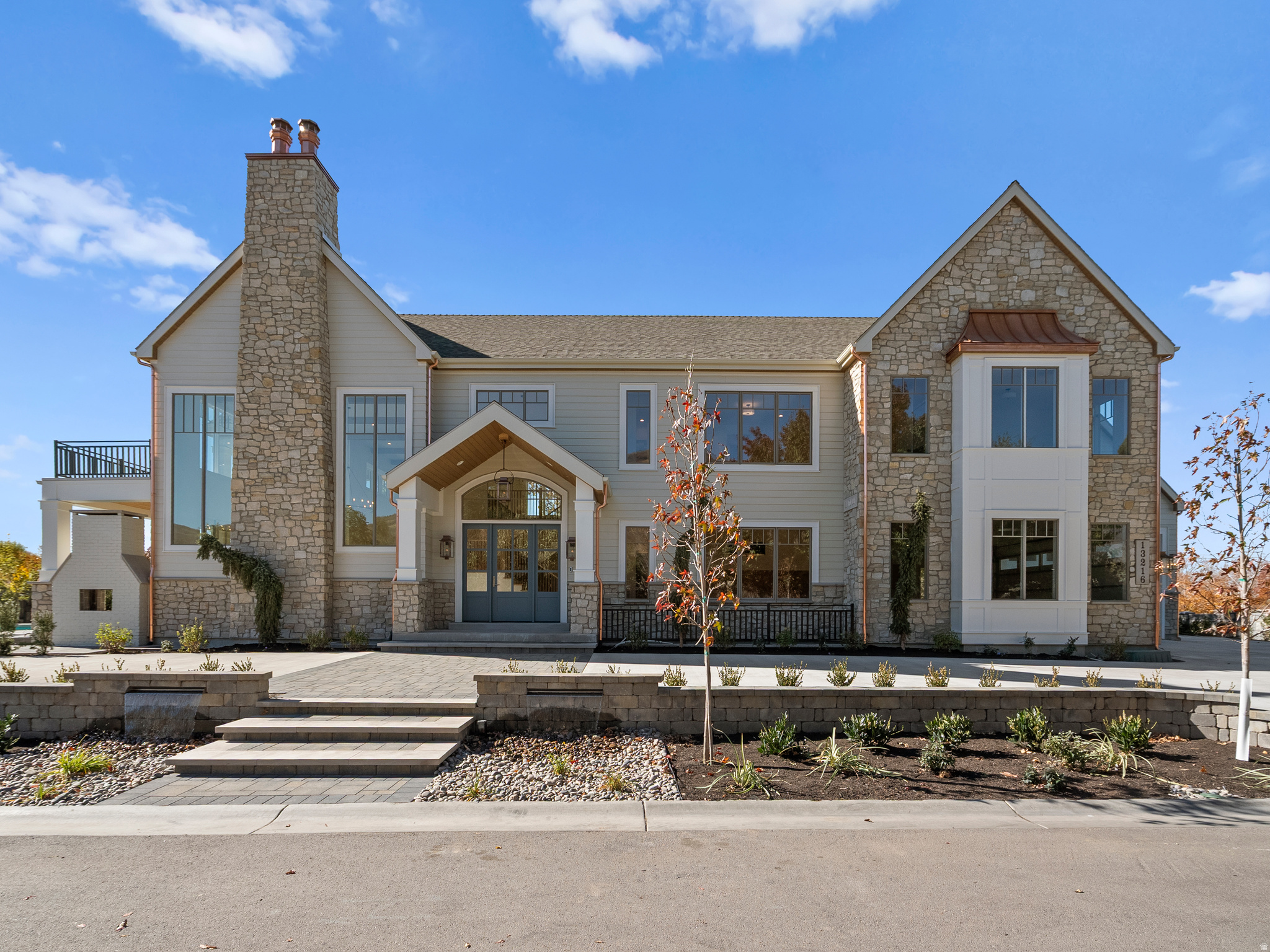 VIKING COURT - Residential