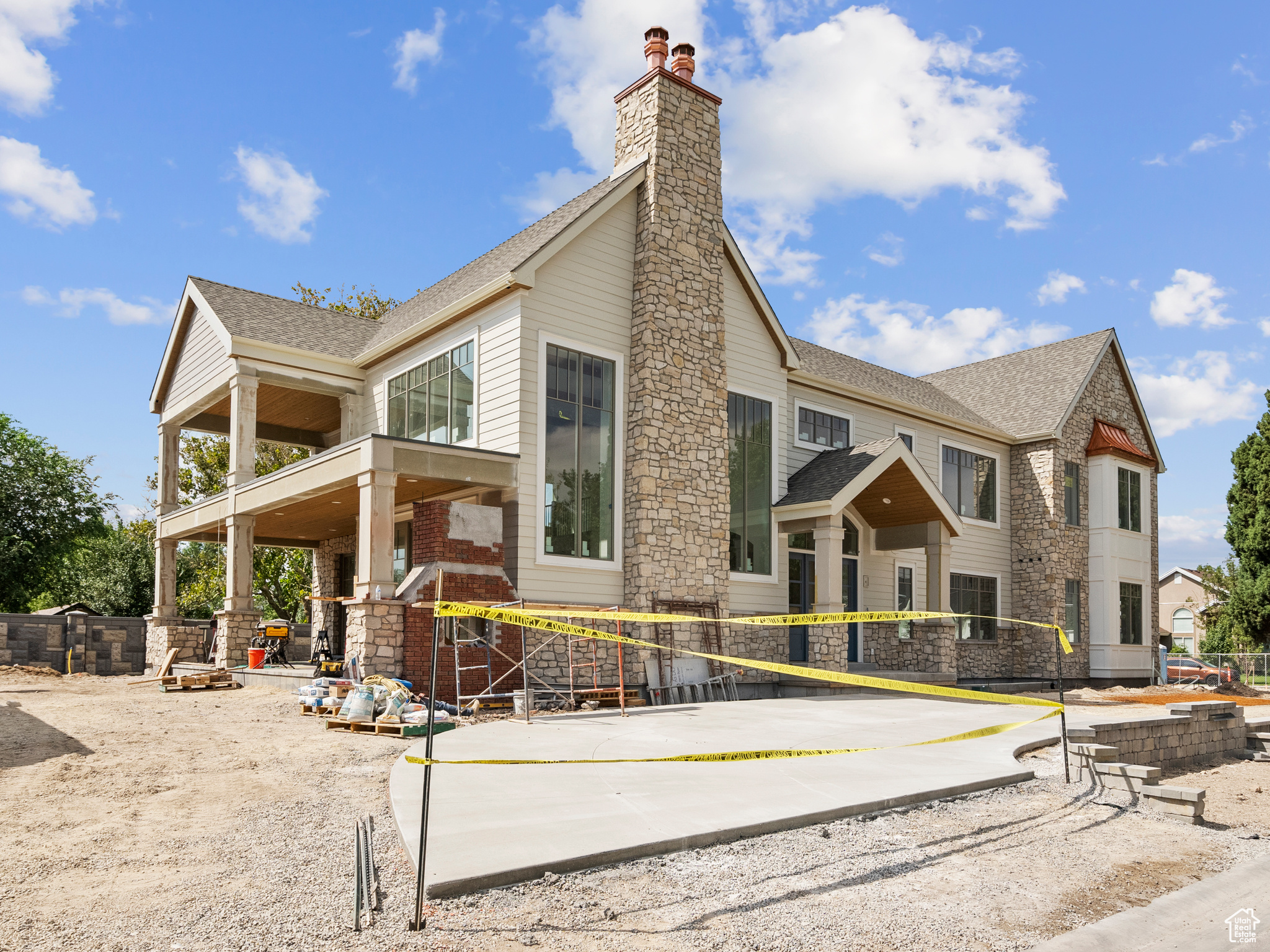 VIKING COURT - Residential