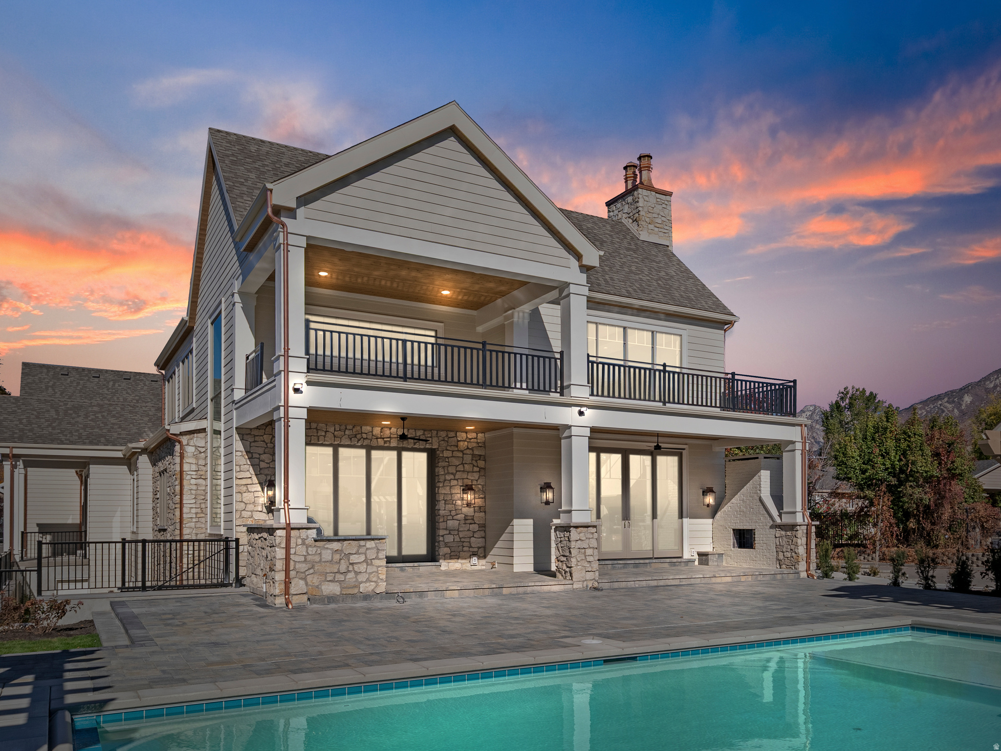 VIKING COURT - Residential