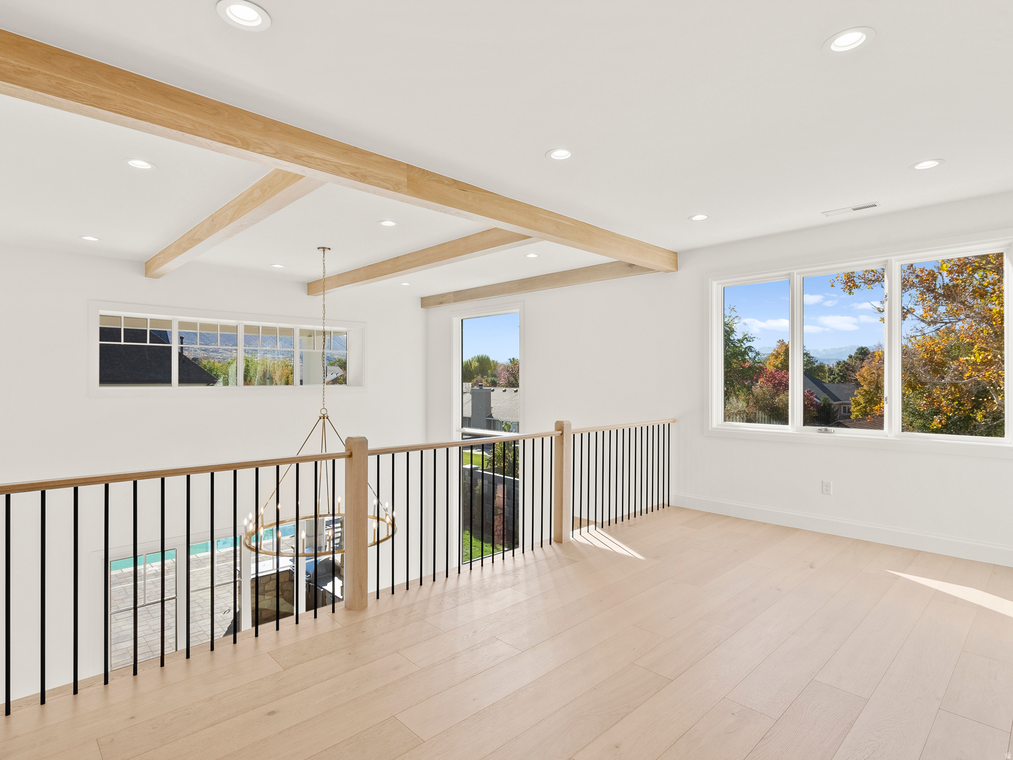 VIKING COURT - Residential