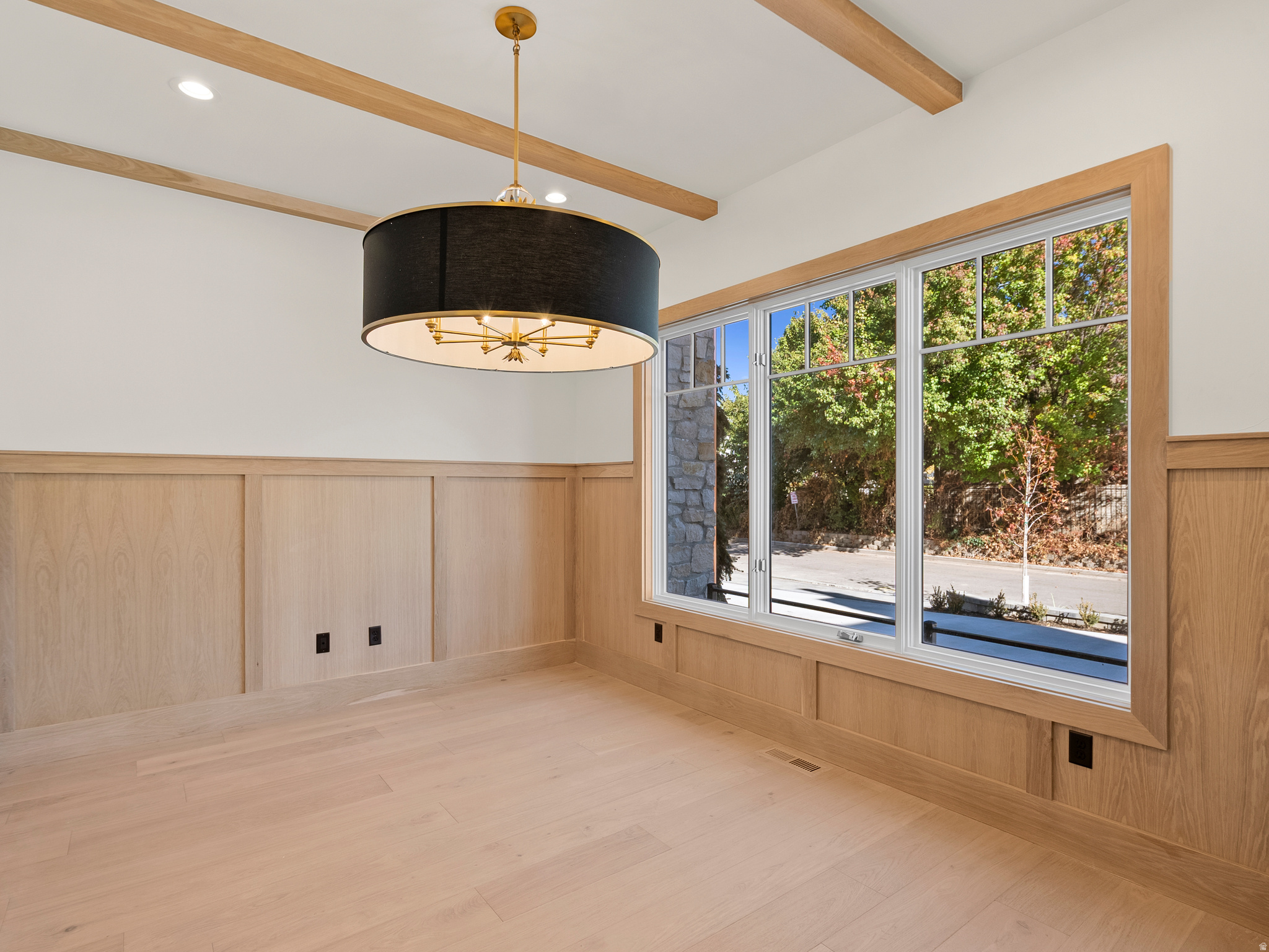 VIKING COURT - Residential