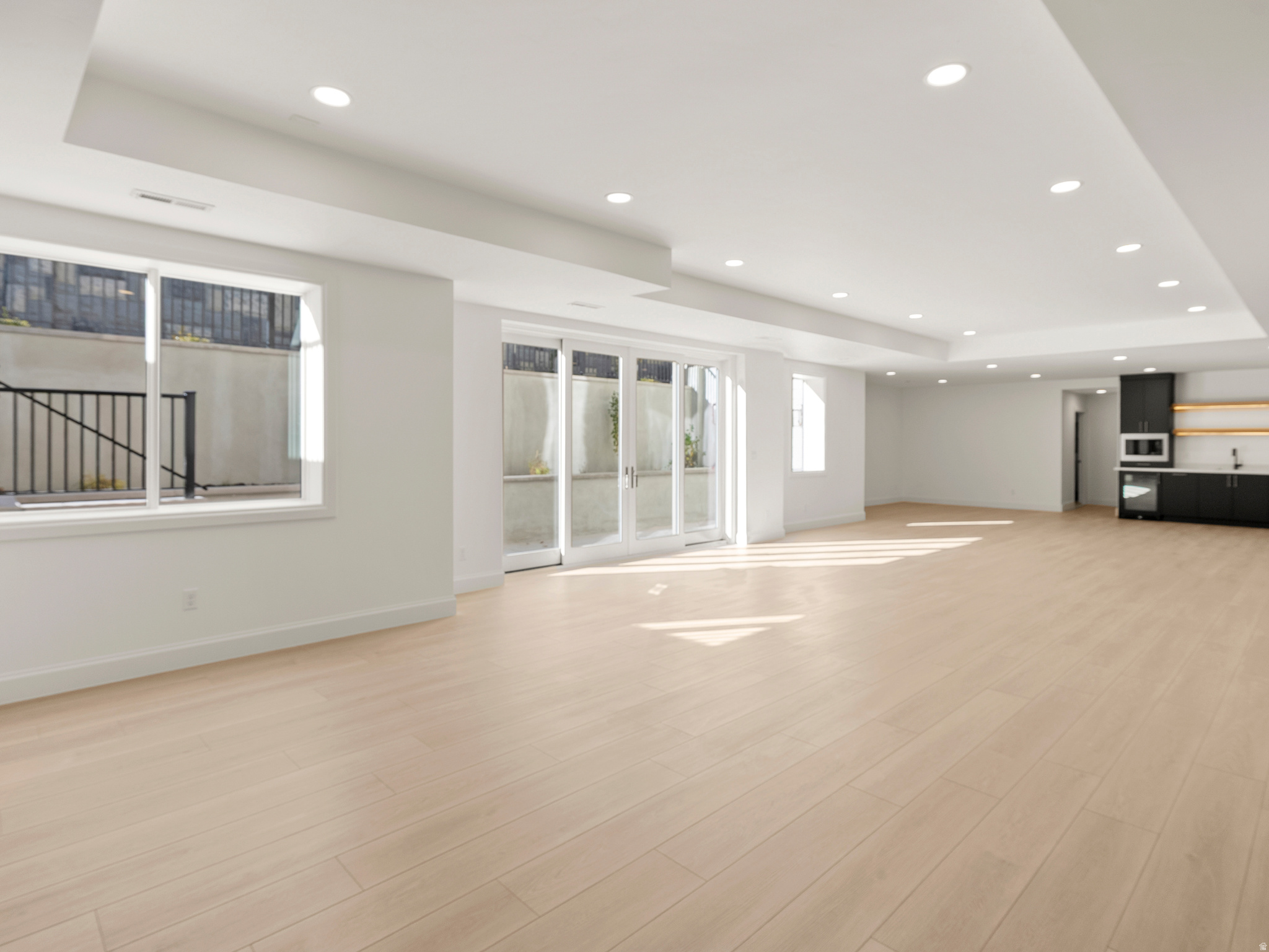 VIKING COURT - Residential