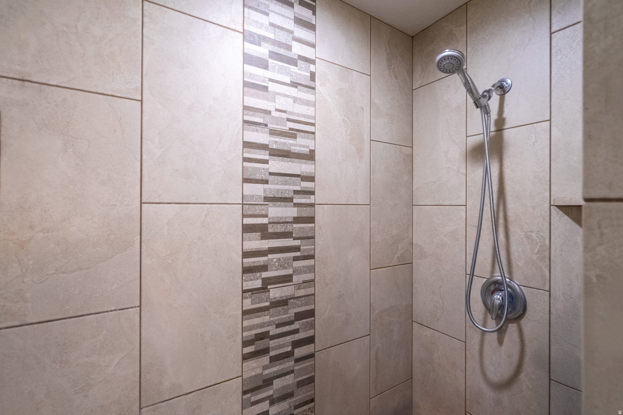 HURRICANE HEIGHTS TOWNHOMES - Residential