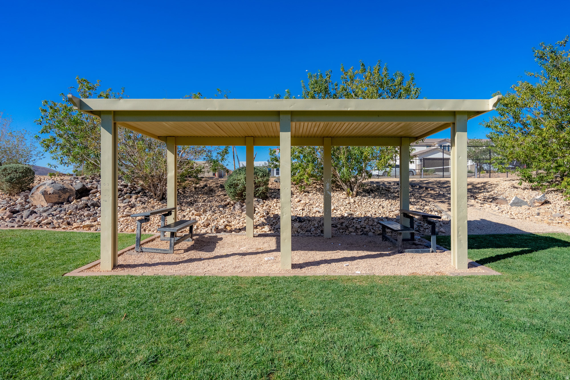 HURRICANE HEIGHTS TOWNHOMES - Residential