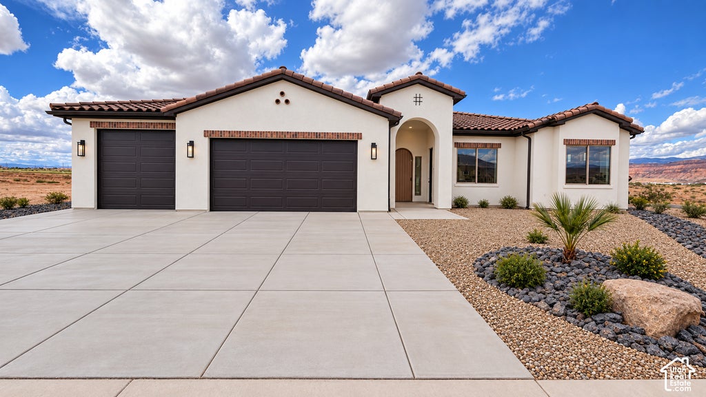 Photo of 1626 S 3770 W, Hurricane, UT 84737 (MLS # 2189061)