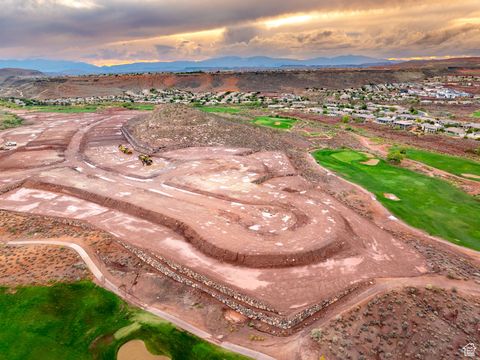 Tiny photo for 1702 N GOLDEN BEAR WAY #106, Washington, UT 84780 (MLS # 2119532)