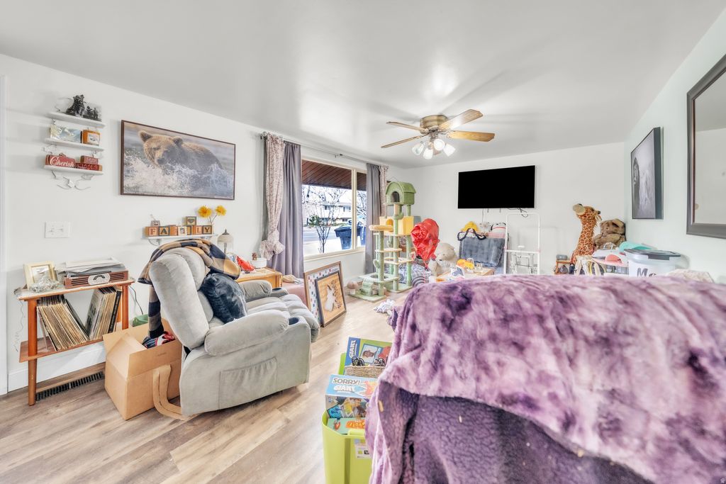 Photo of 1198 N 3000 W, Clinton, UT 84015 (MLS # 2145850)