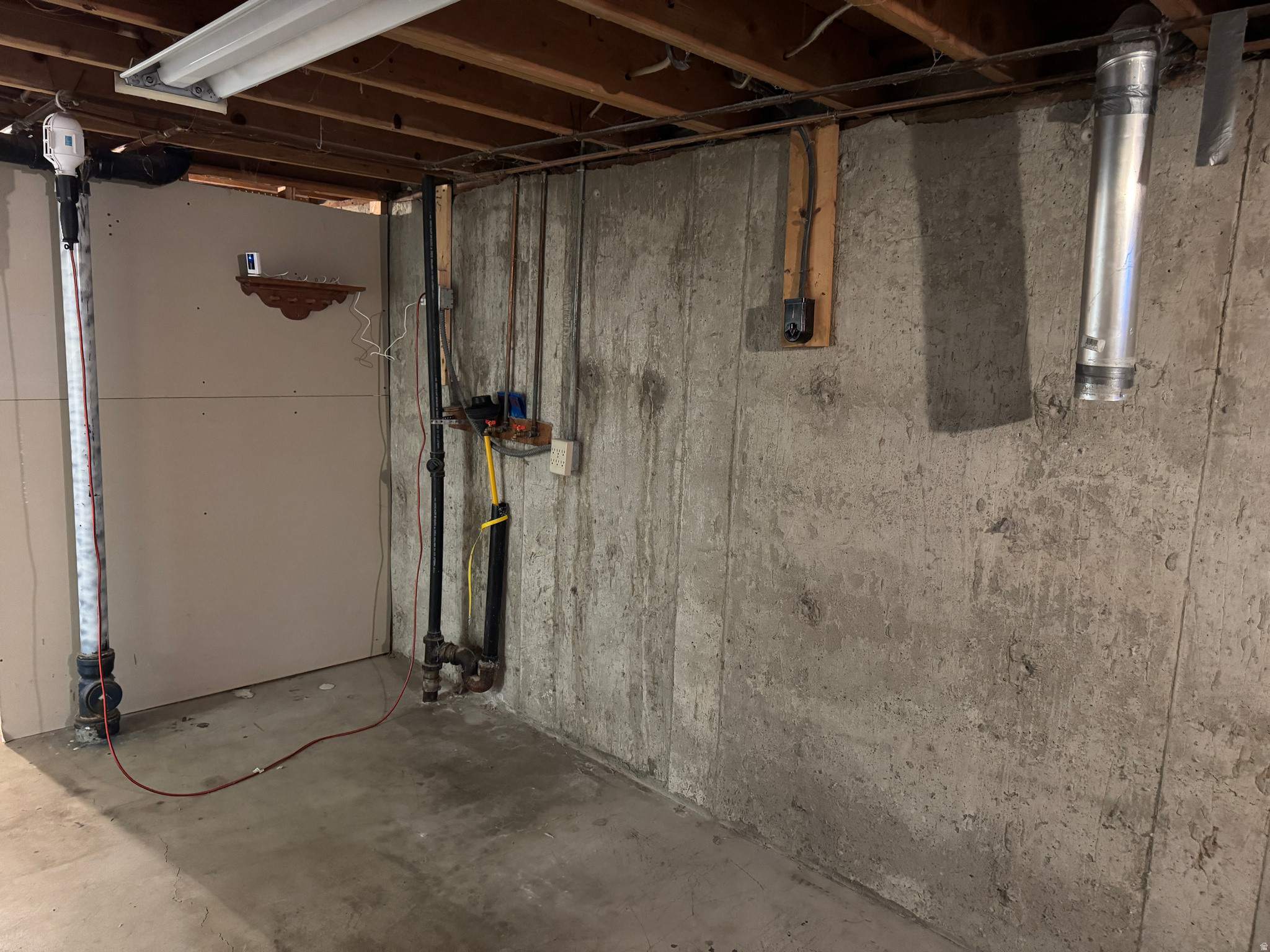 COUNTRY SQUIRE ESTATES - Residential