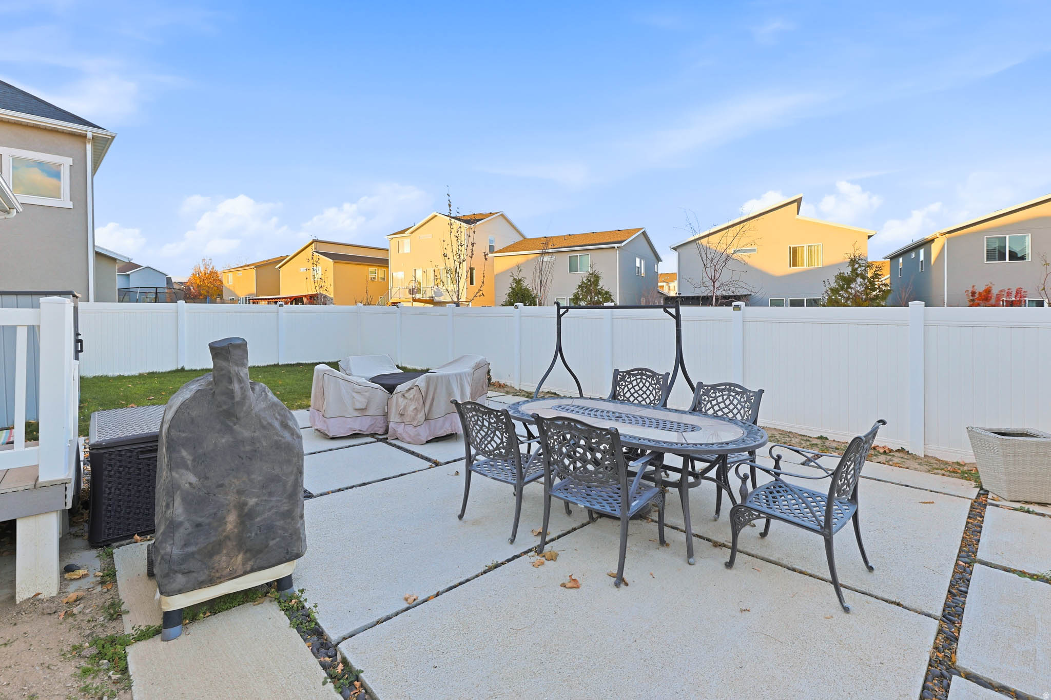 HERRIMAN TOWNE CENTER PL E - Residential