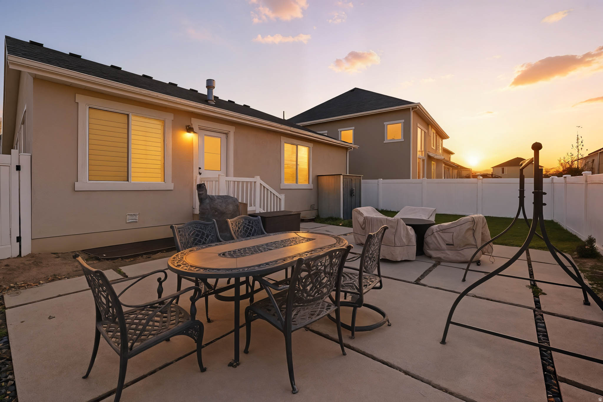 HERRIMAN TOWNE CENTER PL E - Residential