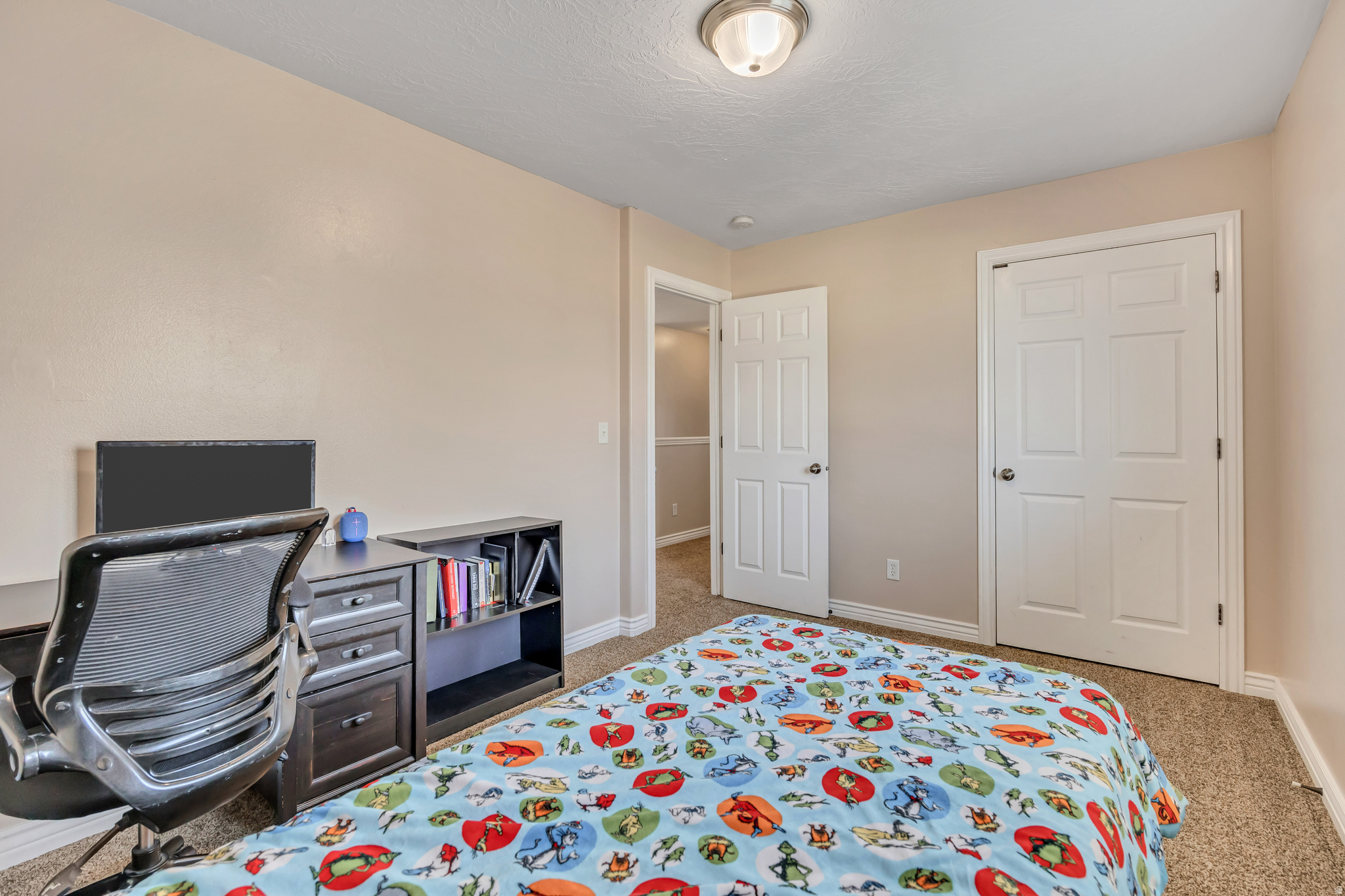 LAKE MOUNTAIN ESTATES - Residential