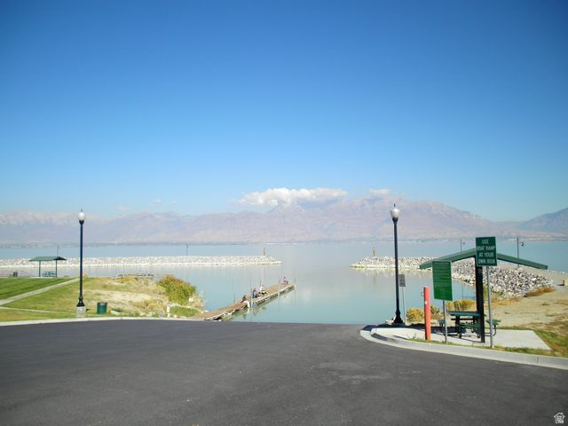 LAKE MOUNTAIN ESTATES - Residential