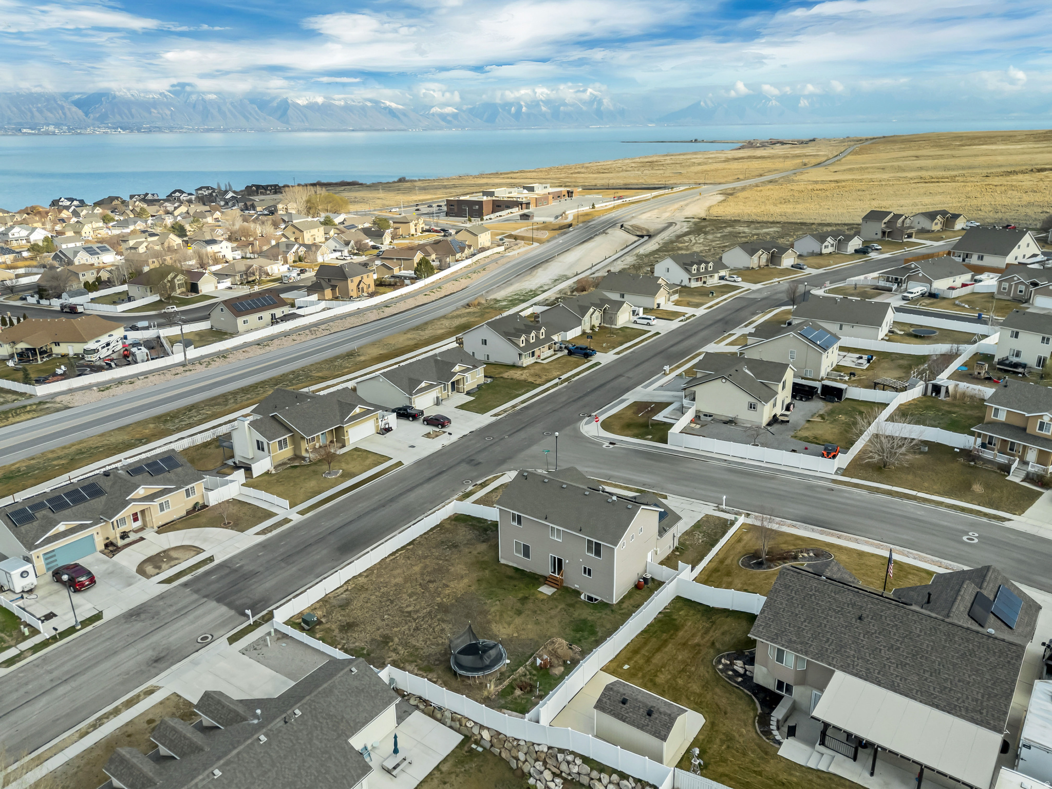 LAKE MOUNTAIN ESTATES - Residential