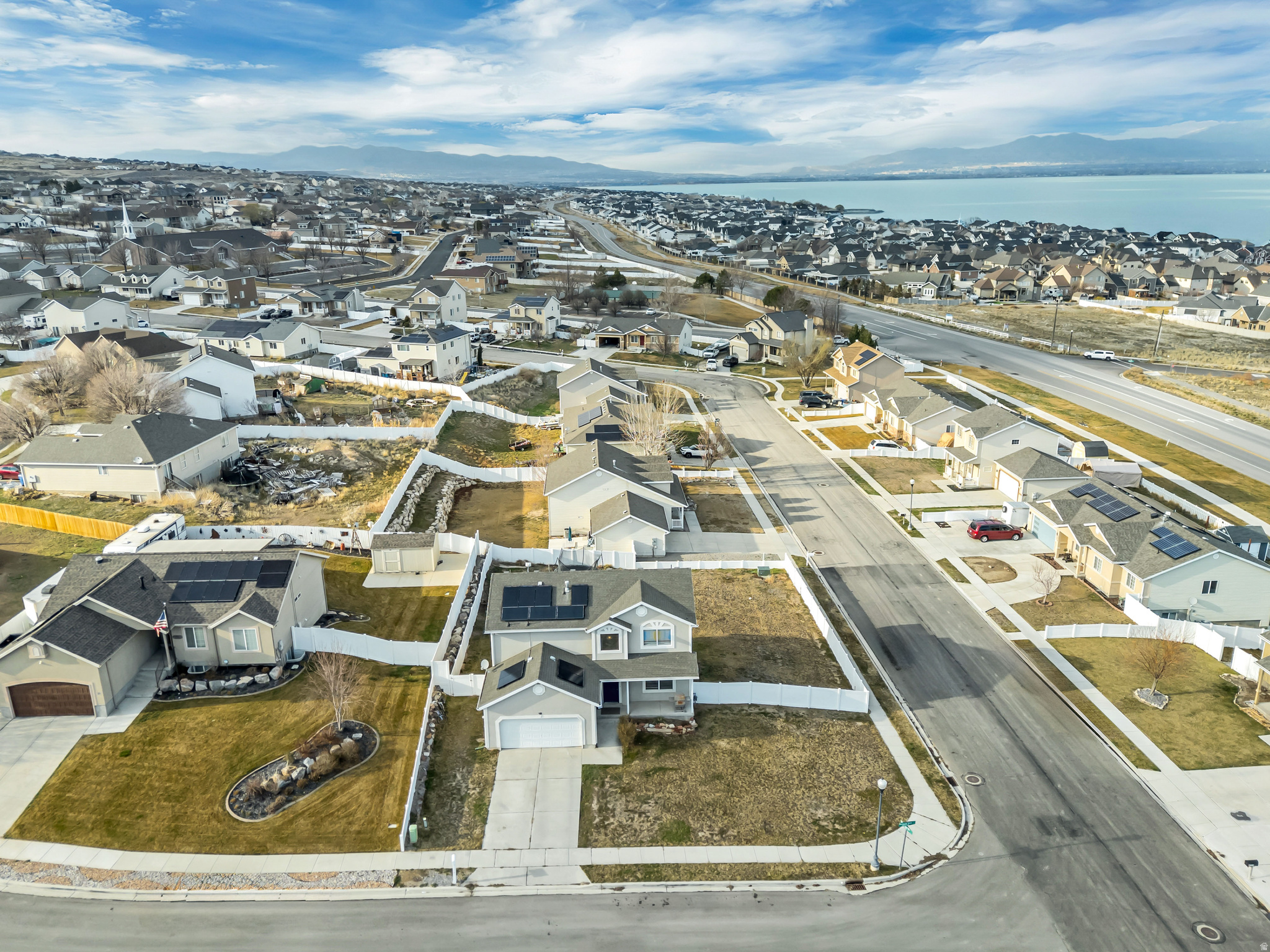 LAKE MOUNTAIN ESTATES - Residential