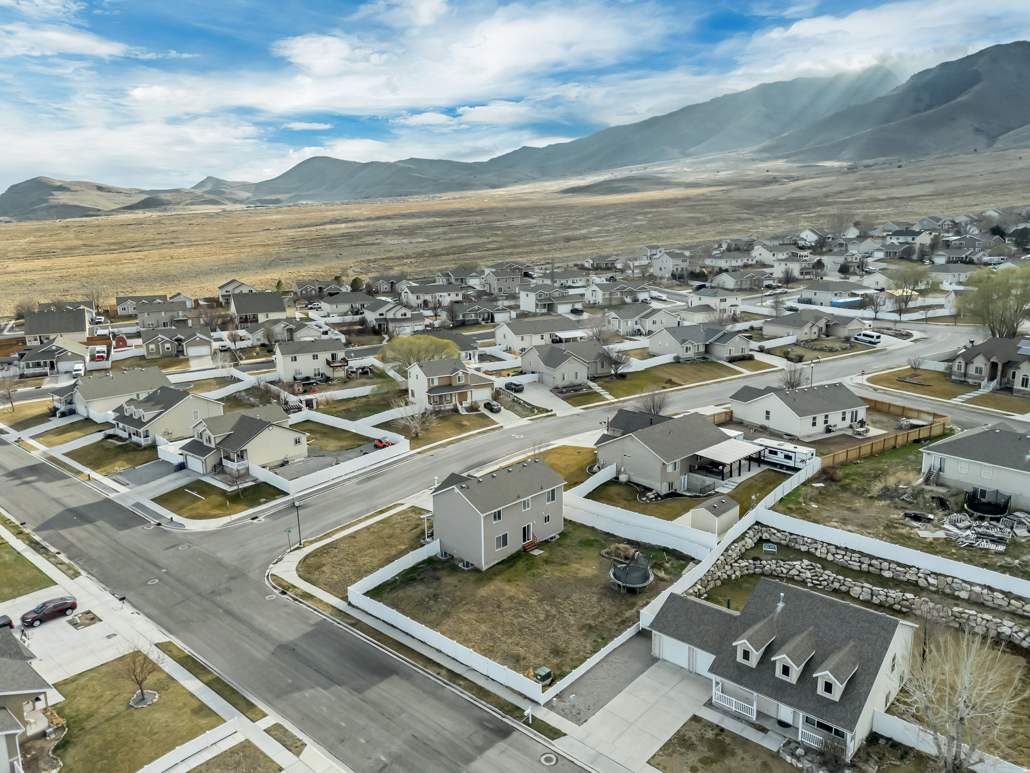 LAKE MOUNTAIN ESTATES - Residential