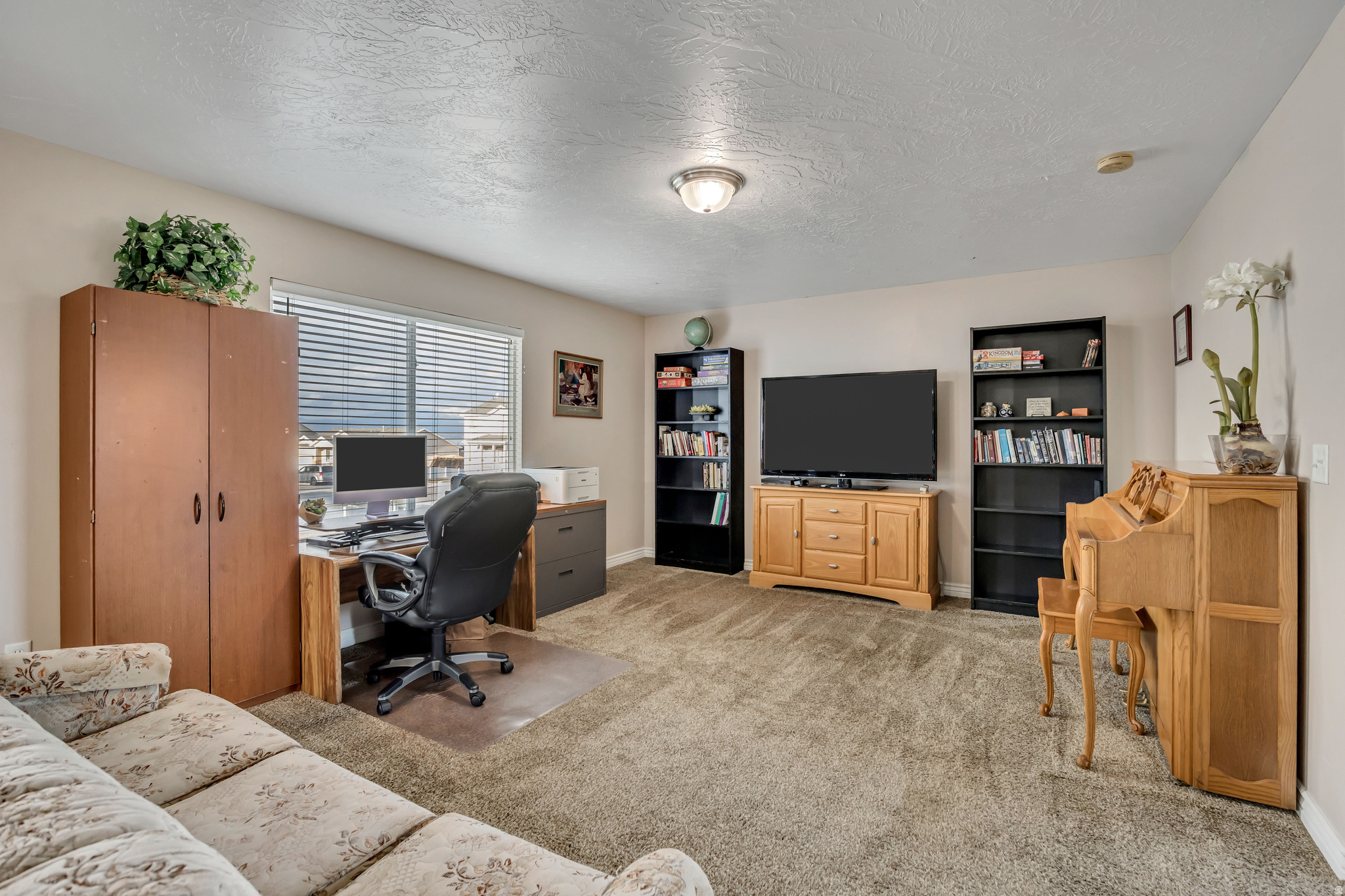 LAKE MOUNTAIN ESTATES - Residential