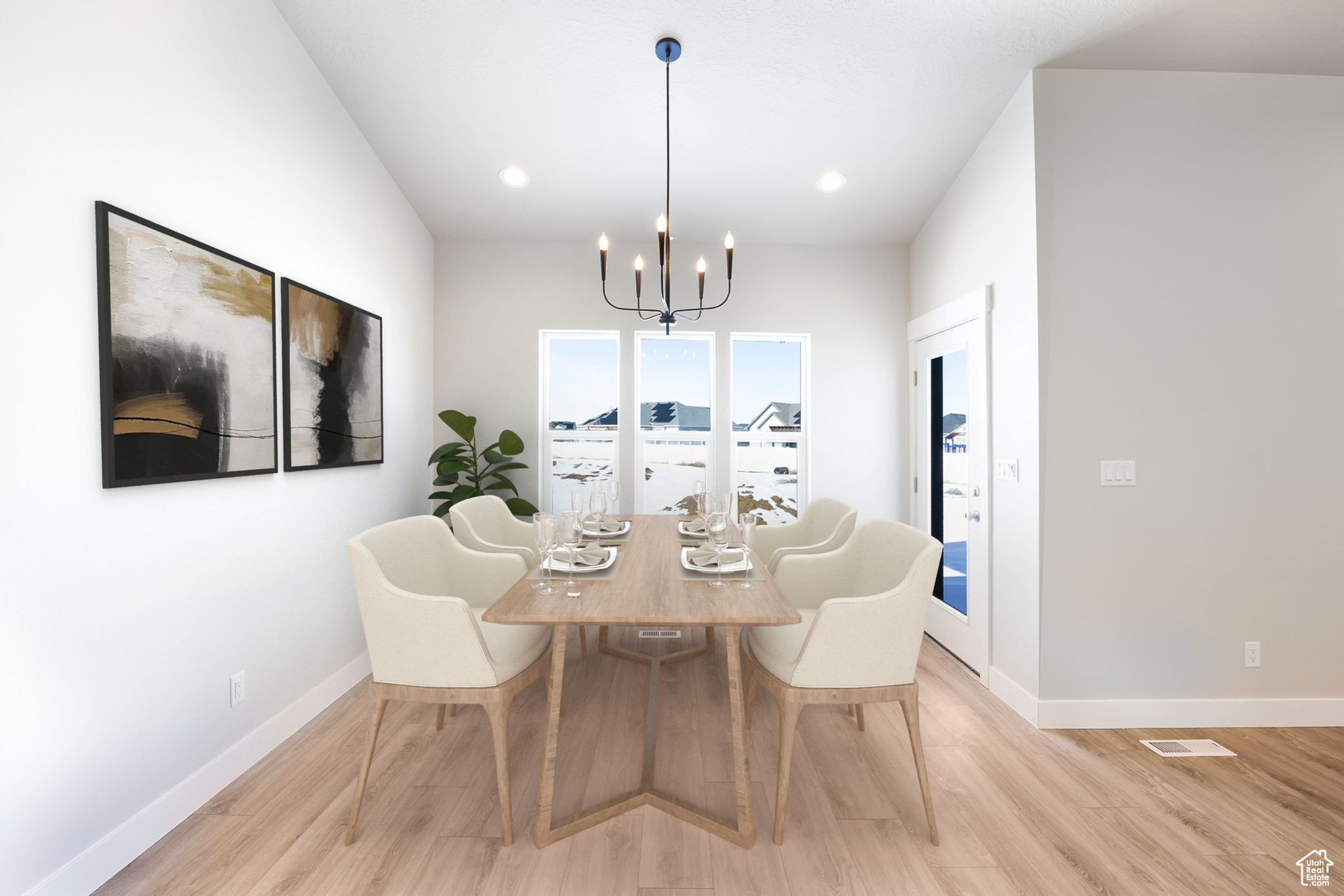 OAKRIDGE COVE - Residential