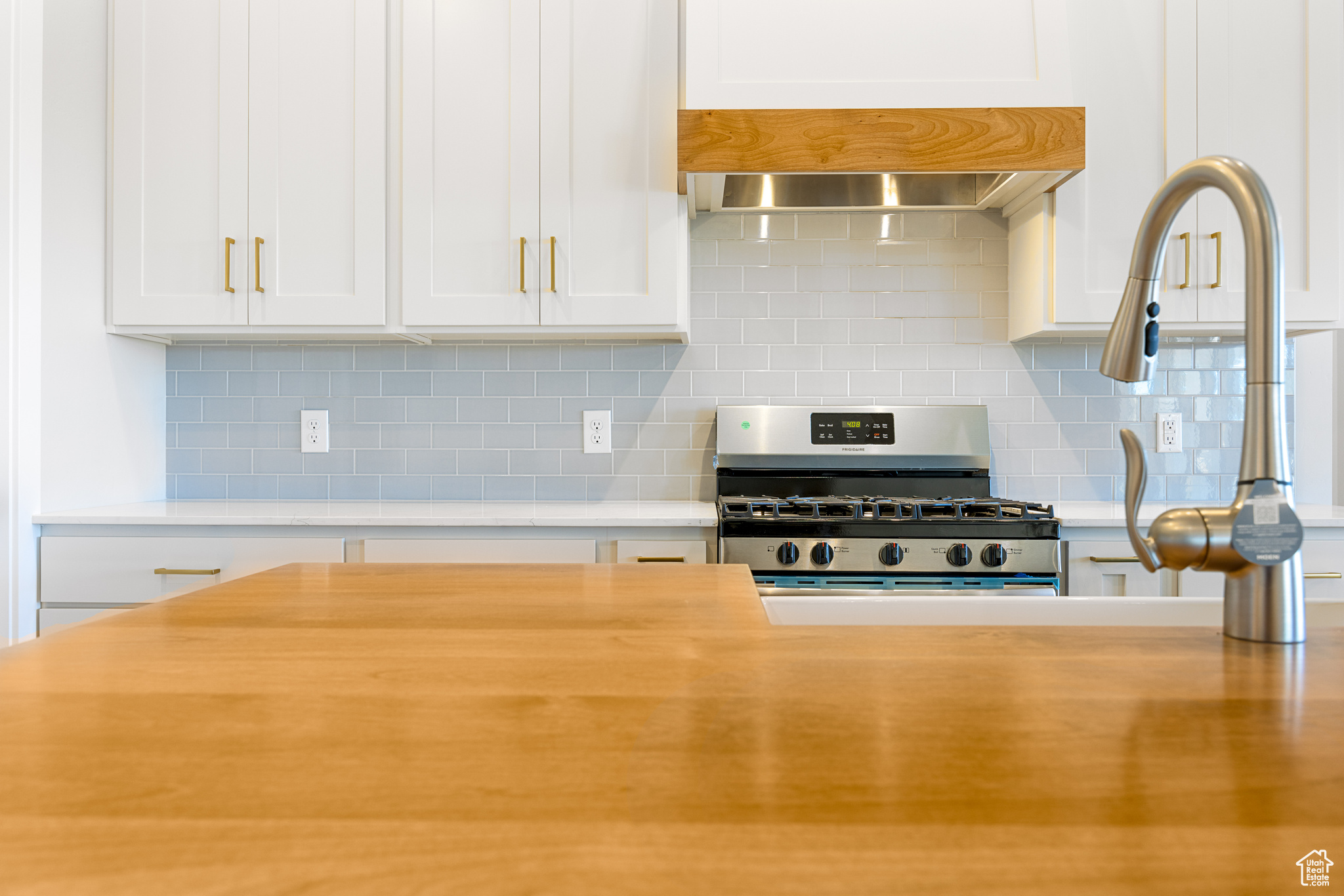 OAKRIDGE COVE - Residential