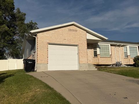 Tiny photo for 1563 S 600 E, Springville, UT 84663 (MLS # 2169785)