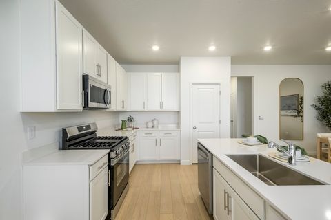 Tiny photo for 1608 W VIOLA LN #3040, Saratoga Springs, UT 84045 (MLS # 2140609)