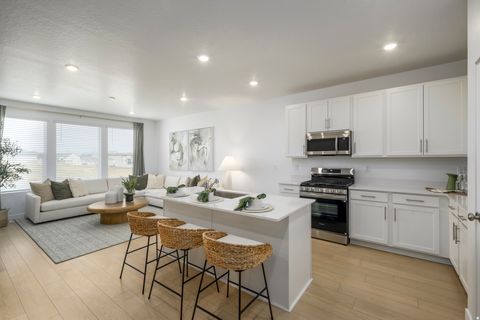 Tiny photo for 1608 W VIOLA LN #3040, Saratoga Springs, UT 84045 (MLS # 2140609)