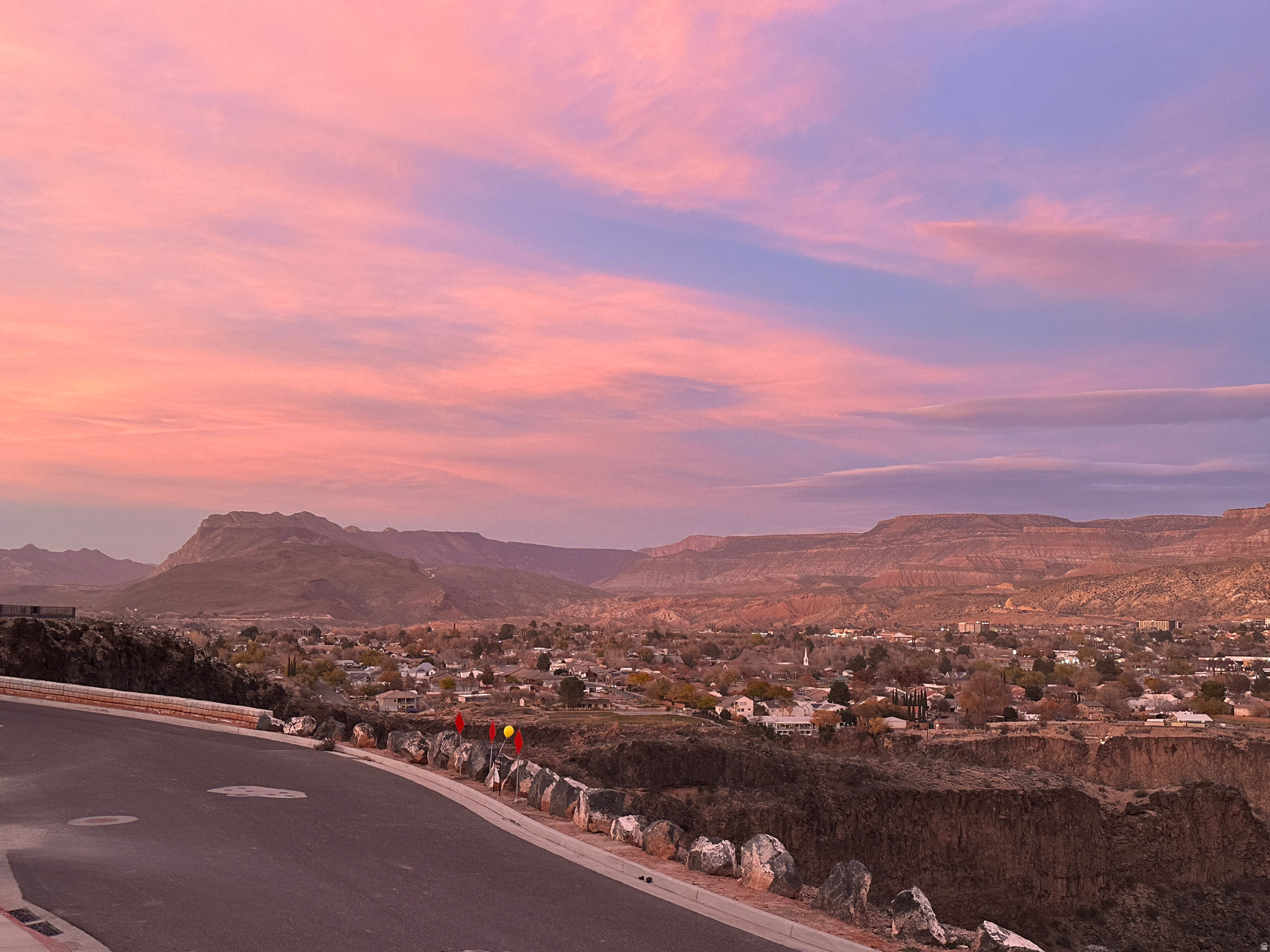 FALCON RIDGE - Residential