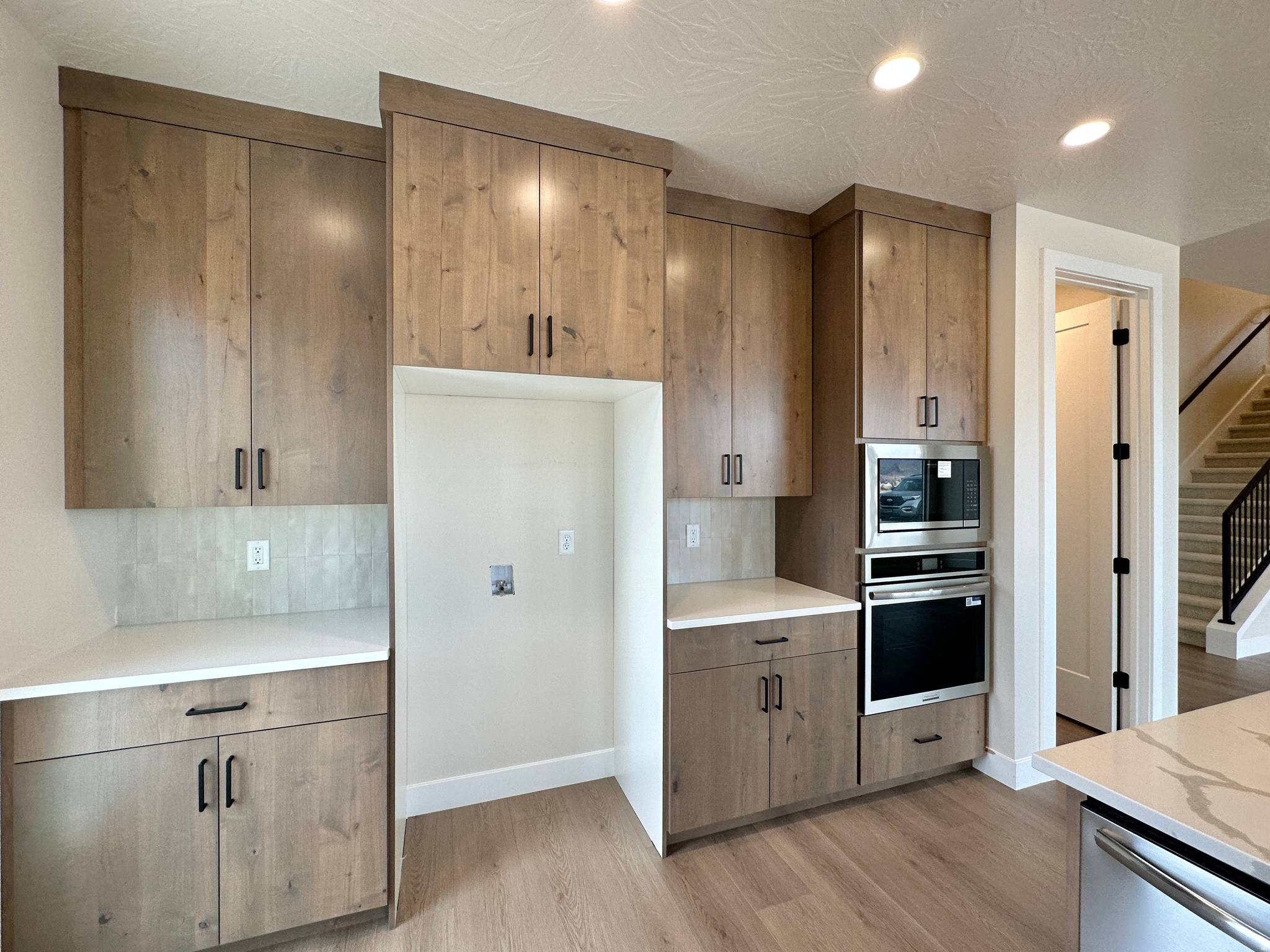 FALCON RIDGE - Residential