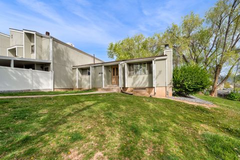 Tiny photo for 865 S 1650 E #A, Clearfield, UT 84015 (MLS # 2148947)
