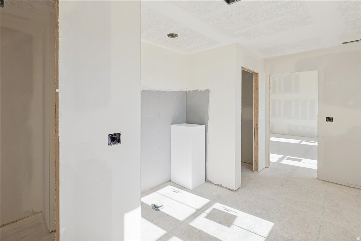 DAYBREAK - Residential