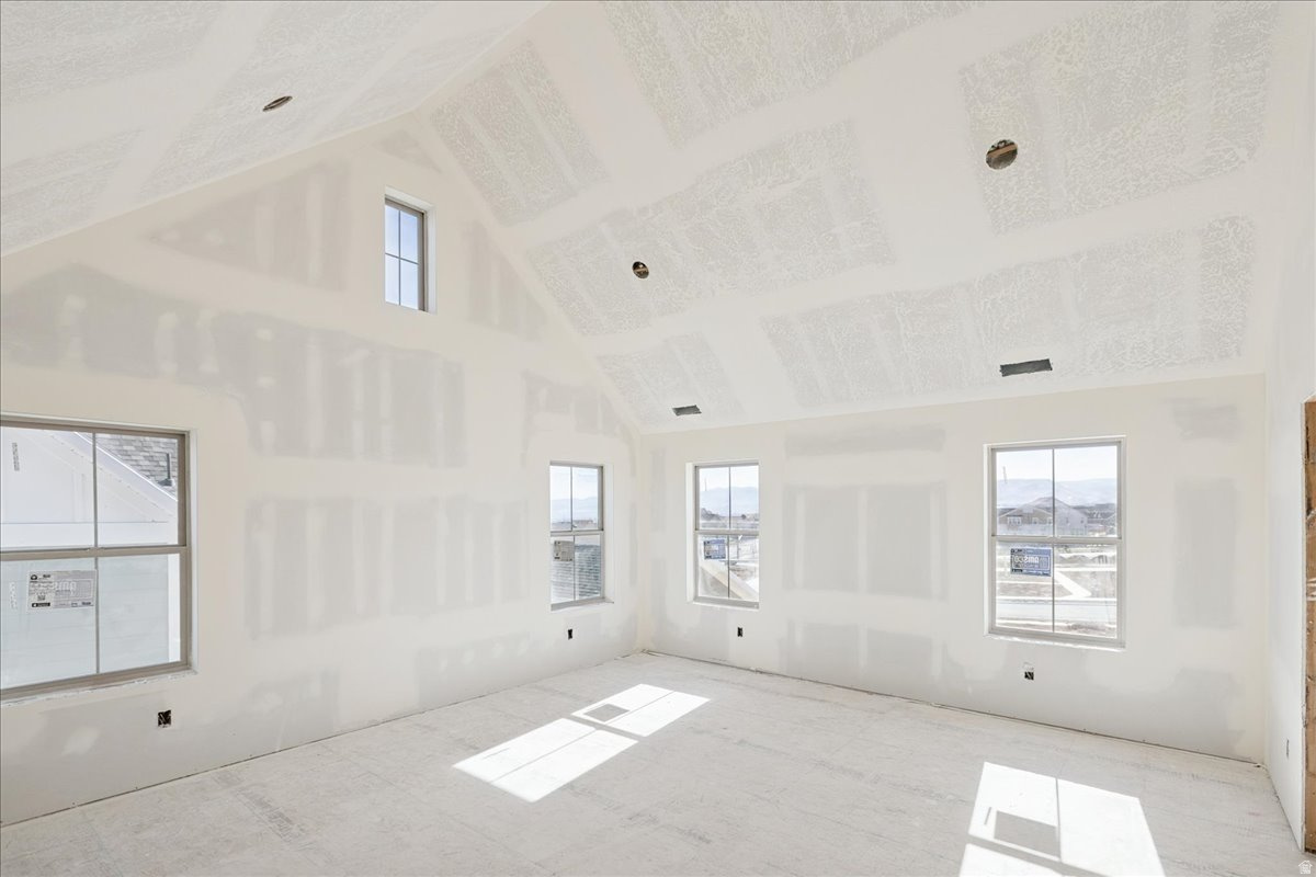 DAYBREAK - Residential