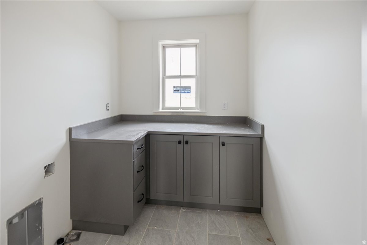 DAYBREAK - Residential