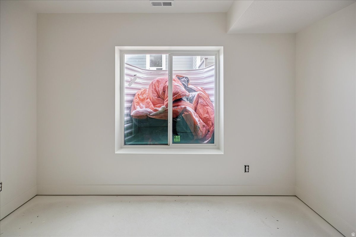 DAYBREAK - Residential