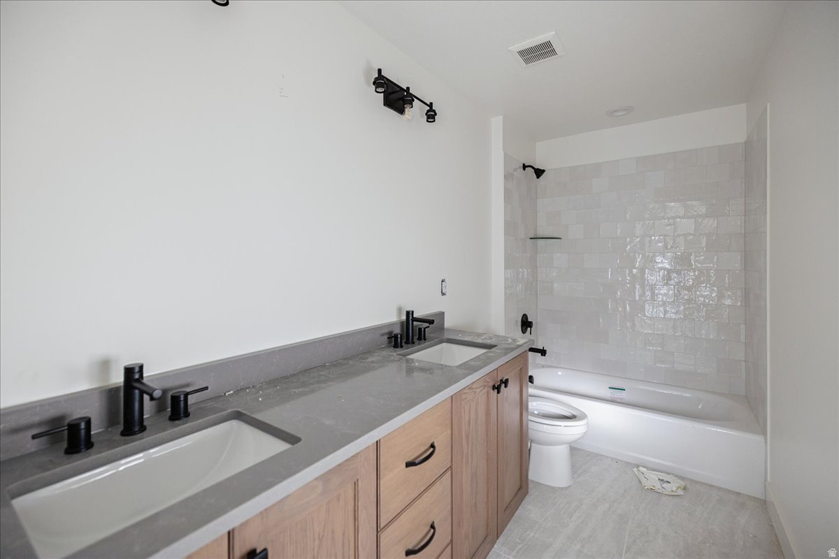 DAYBREAK - Residential