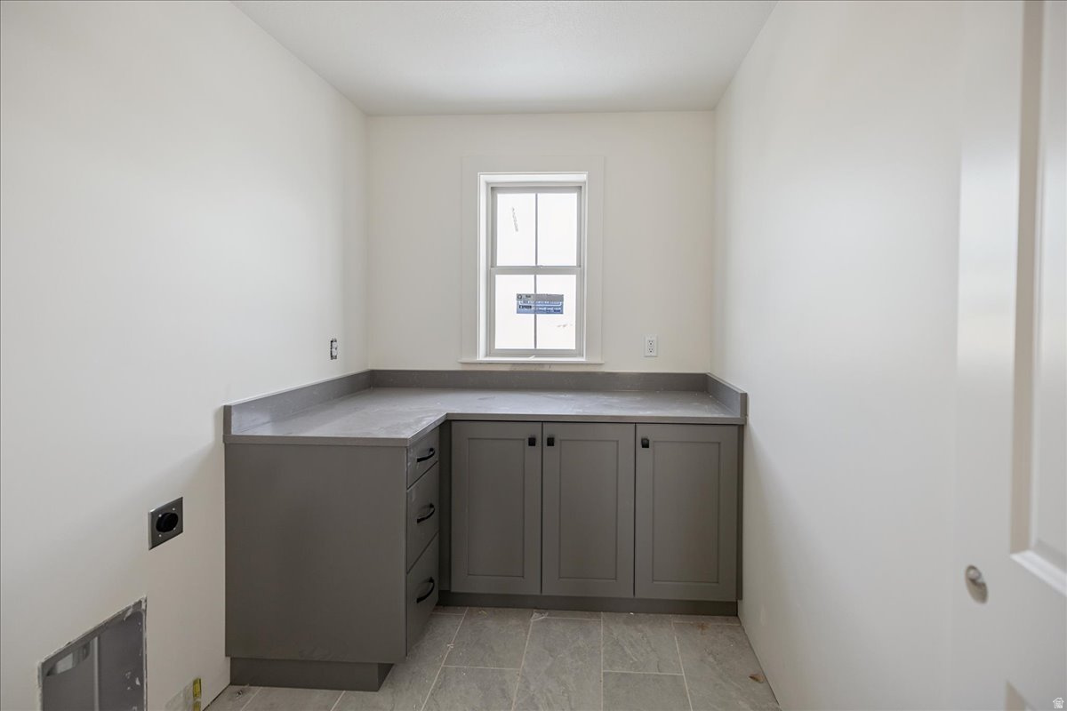 DAYBREAK - Residential