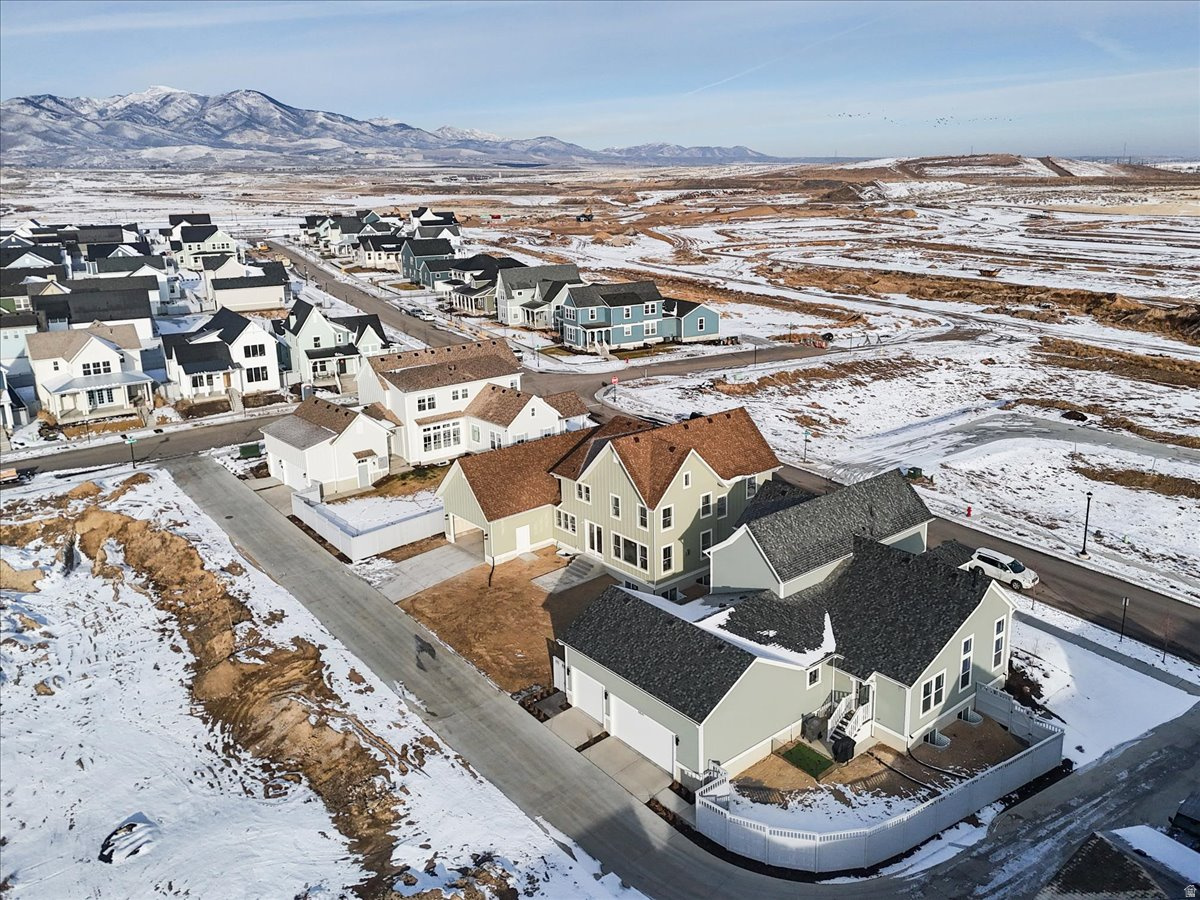 DAYBREAK - Residential