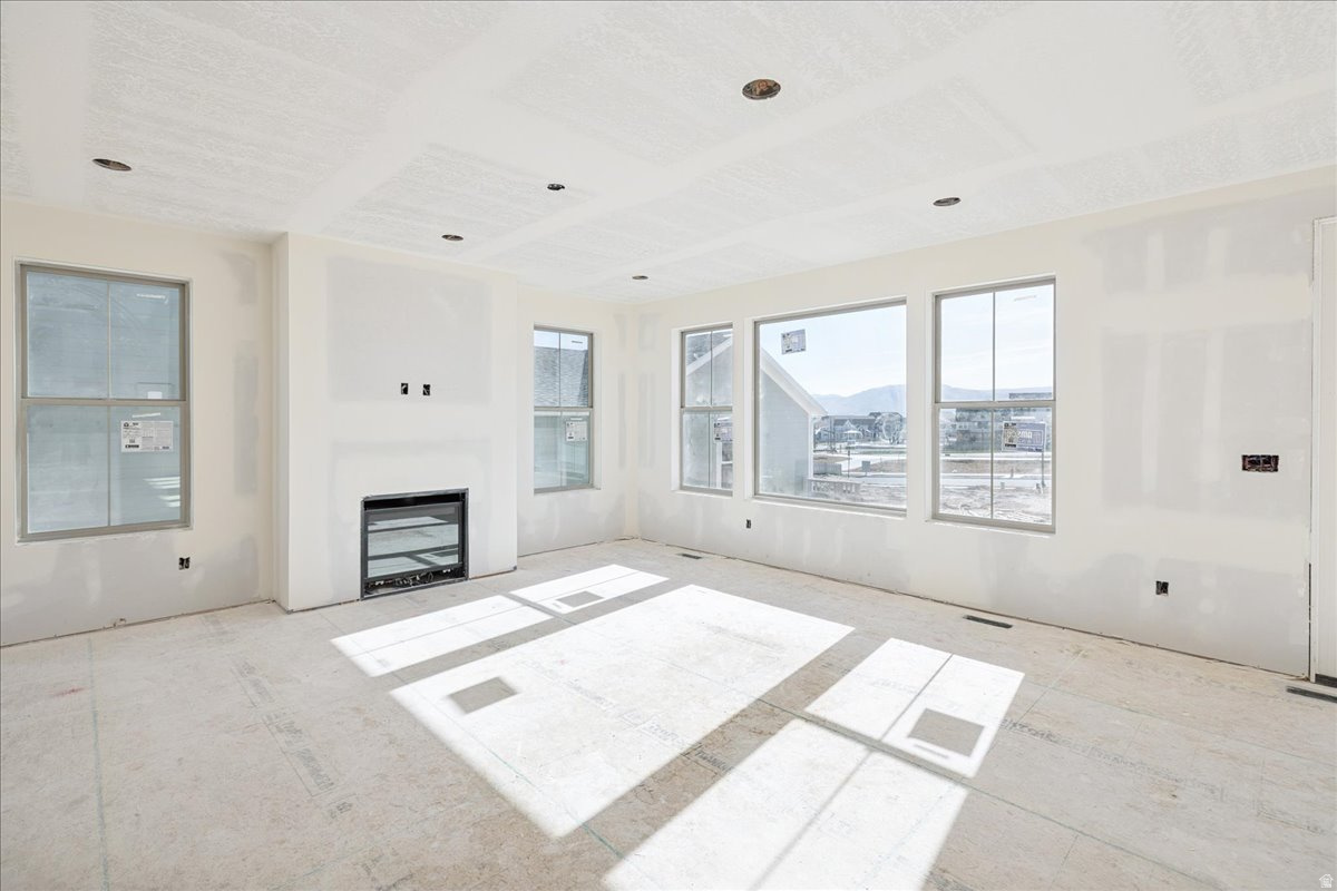 DAYBREAK - Residential