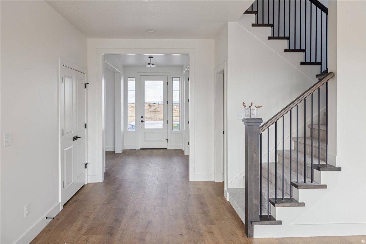 DAYBREAK - Residential