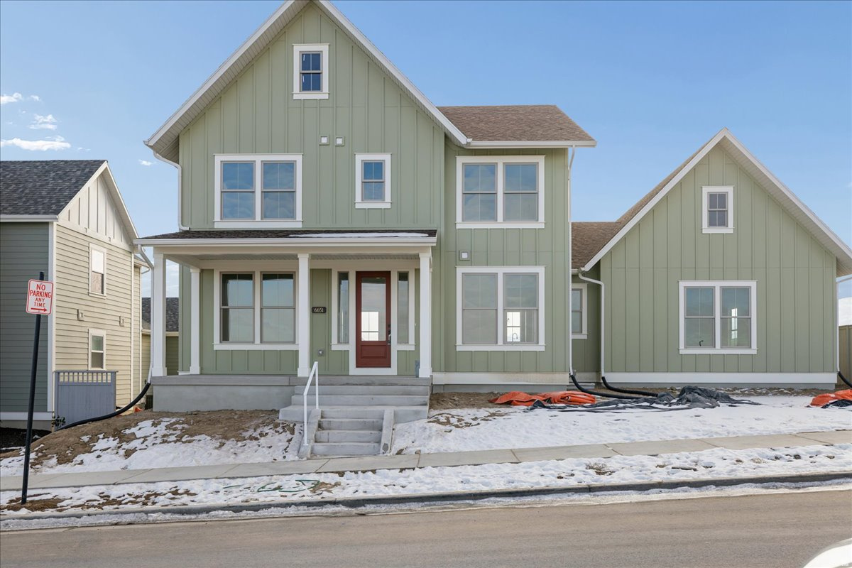 DAYBREAK - Residential