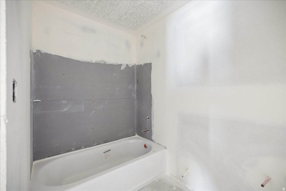 DAYBREAK - Residential