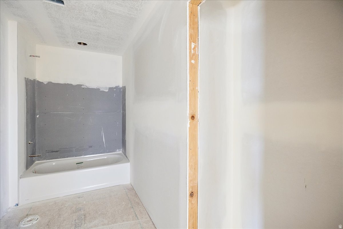 DAYBREAK - Residential