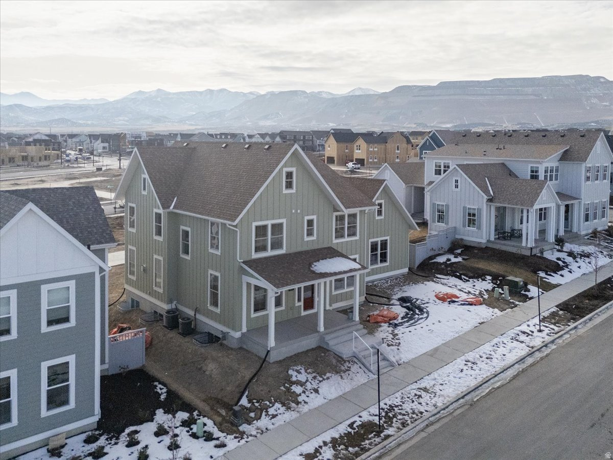 DAYBREAK - Residential