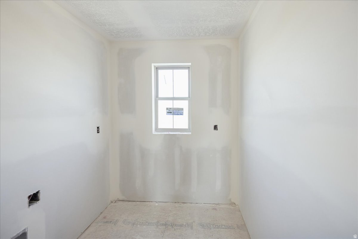 DAYBREAK - Residential