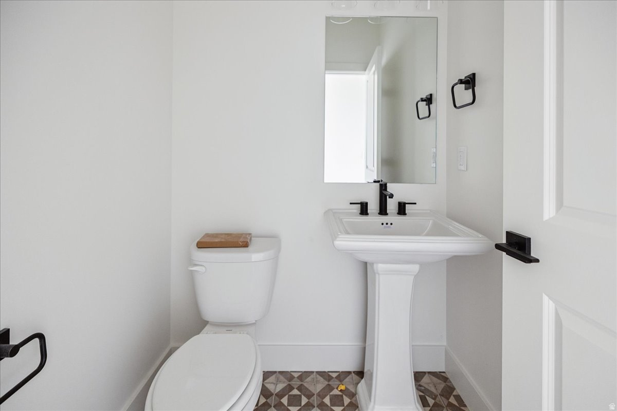 DAYBREAK - Residential